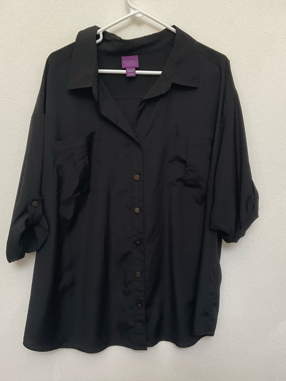 Beverly Drive Black Tab Sleeves Buttok Down Top With Back Waist Tie Size 20-22W